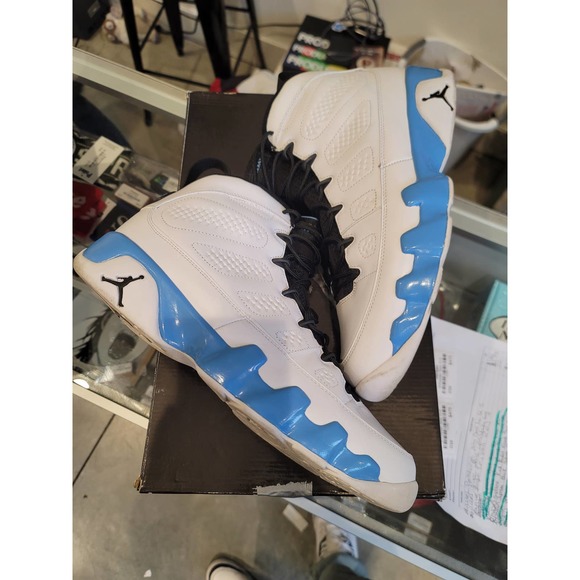 Jordan 9 powder size 11.5 - Picture 8 of 10